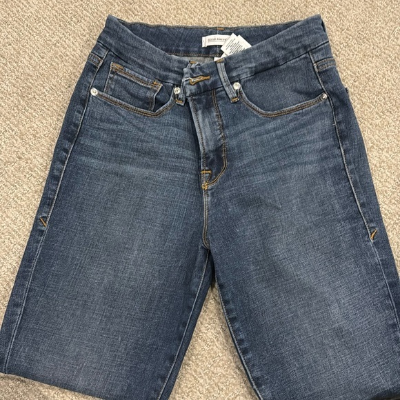 Good American Jeans - Picture 1 of 3